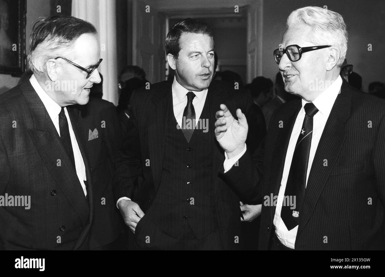 Vienna on March 23rd 1990: Conference of the chairmen of the EC's and EFTA's socialistic and social democratic parties. Themes were the upcoming reunion of West and East Germany and a rearrangement of the European market. In the picture (f.l.t.r.): Walter Romberg (East Germany), Federal Chancellor Franz Vranitzky and Hans-Jochen Vogel (West Germany). - 19900323 PD0017 - Rechteinfo: Rights Managed (RM) Stock Photo