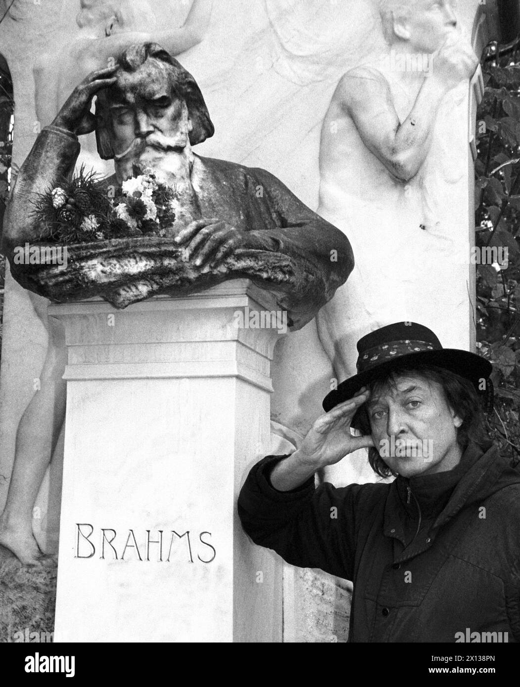 British Pop Star Of The 70s Les Humphries Captured At The Monument Of nostalgic-japanese-city-pop-style-of-the-70s-and-80s-stable-diffusion
