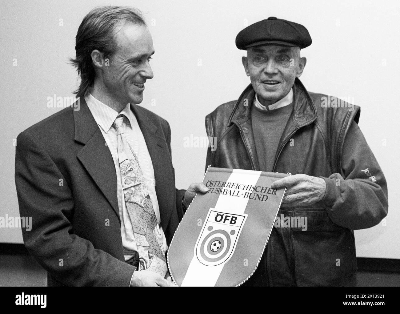 Ernst Happel (r), head of the Austrian soccer team, and Toni Innauer, head of Austrian ski jumpers, at the beginning of a course for trainers in Voesendorf (near Vienna) on March 9, 1992. - 19920309 PD0004 - Rechteinfo: Rights Managed (RM) Stock Photo
