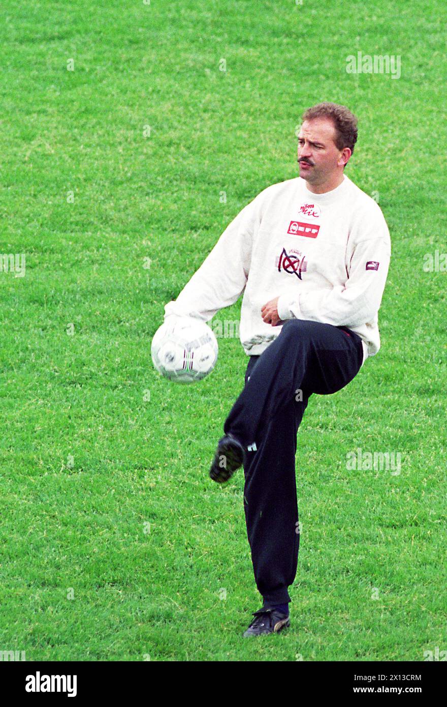 Training of the Austrian Football team in Vienna on May 30th 1994. In the picture: Herbert Prohaska, team coach. - 19940530 PD0009 - Rechteinfo: Rights Managed (RM) Stock Photo