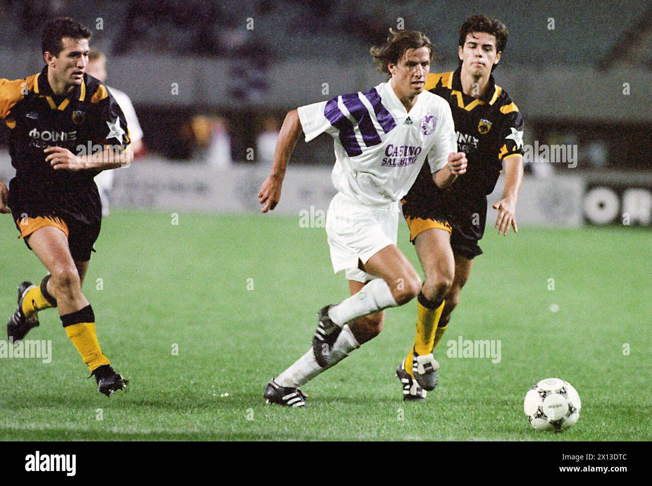 Vienna on September 14th 1994: Match between SV Salzburg and AEK Athens in the context of the Football Champions League in Vienna Ernst Happel Stadium (0:0). In the picture: Wolfgang Feiersinger (c., Salzburg). - 19940914 PD0001 - Rechteinfo: Rights Managed (RM) Stock Photo