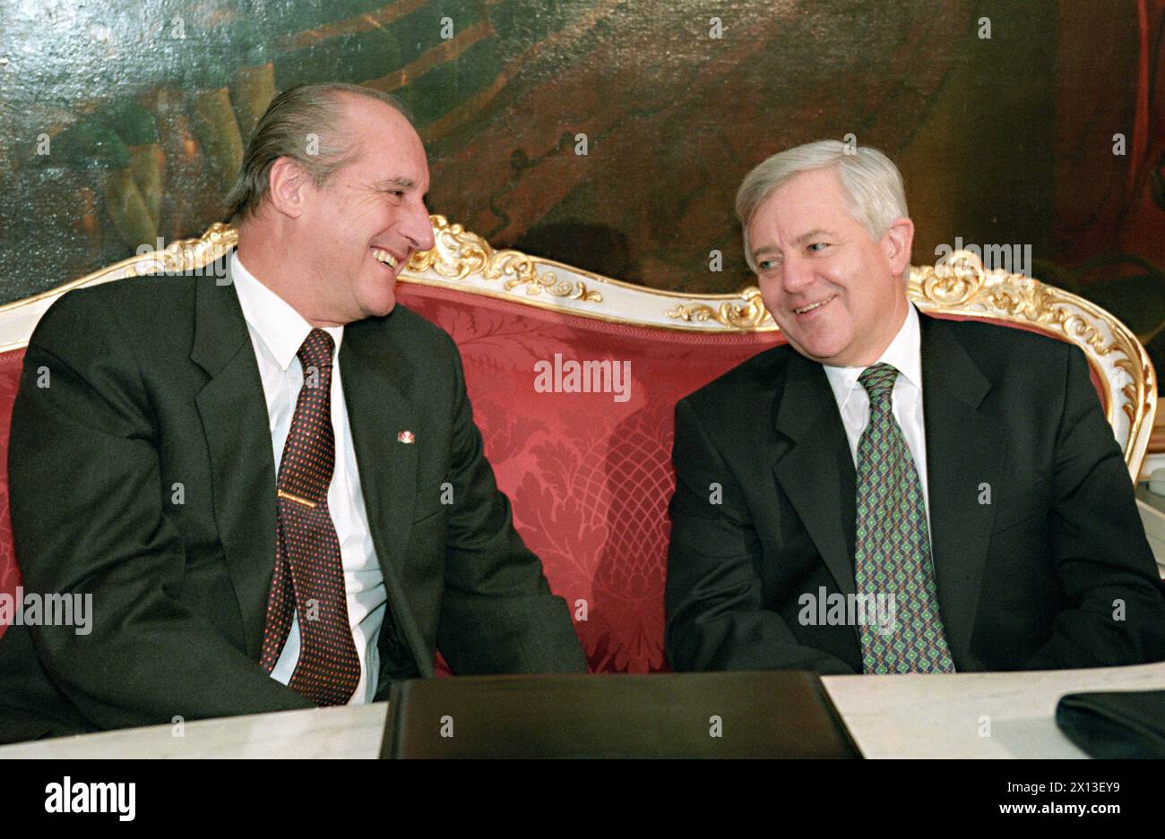 Vienna on January 10th 1995: Slovenian president Milan Kucan (r.) visited during his stay in Vienna Austria's Federal President Thomas Klestil (l.) - 19950110 PD0005 - Rechteinfo: Rights Managed (RM) Stock Photo
