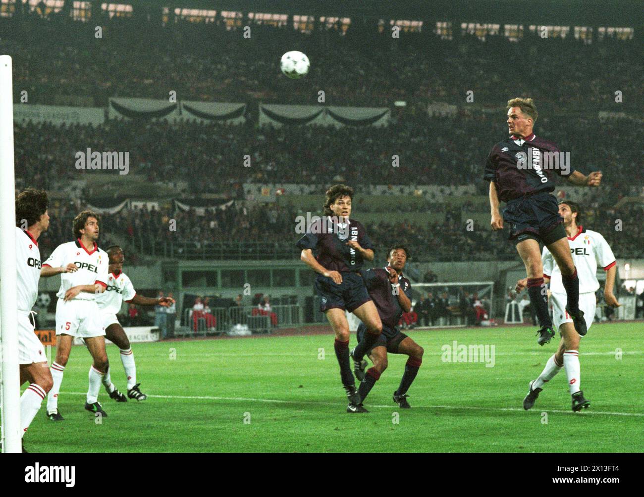Champion's League finals in Vienna on May 25th 1995: Ajax Amsterdam vs. AC Milan. Picture: Frank de Boer. - 19950525 PD0010 - Rechteinfo: Rights Managed (RM) Stock Photo