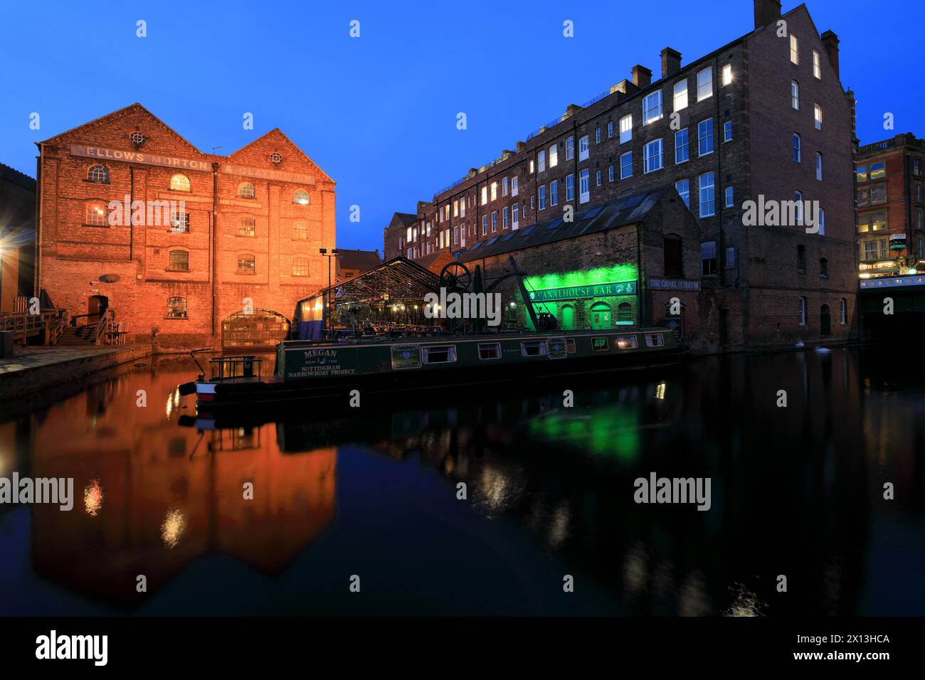 The Nottingham and Beeston Canal, Castle Wharf, Waterfront area of Nottingham city, Nottinghamshire, England, UK Stock Photo