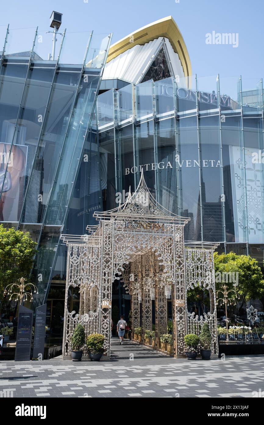 Iconsiam Shopping Mall in Bangkok Thailand Stock Photo - Alamy