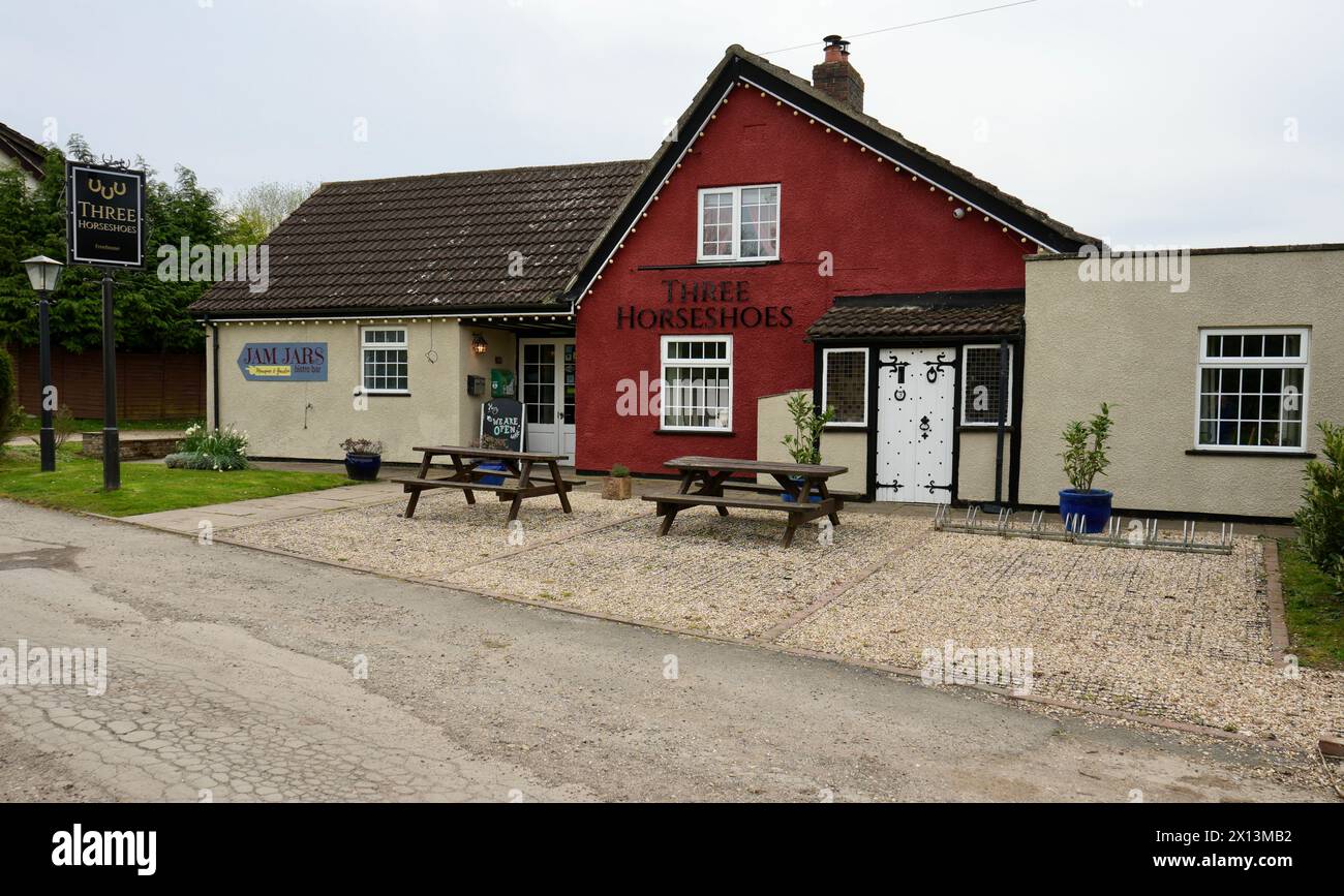 The Three Horseshoes Pub Stock Photo Alamy
