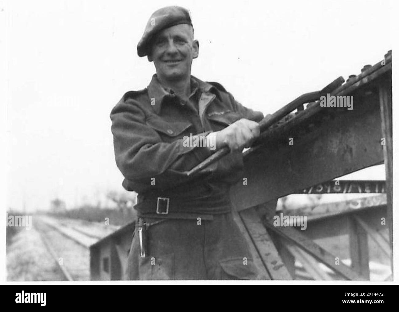 ITALY : OBSERVER STORY - Spr. W. Anderson, c/o L.N.E.R., Queen Street, Glasgow British Army Stock Photo