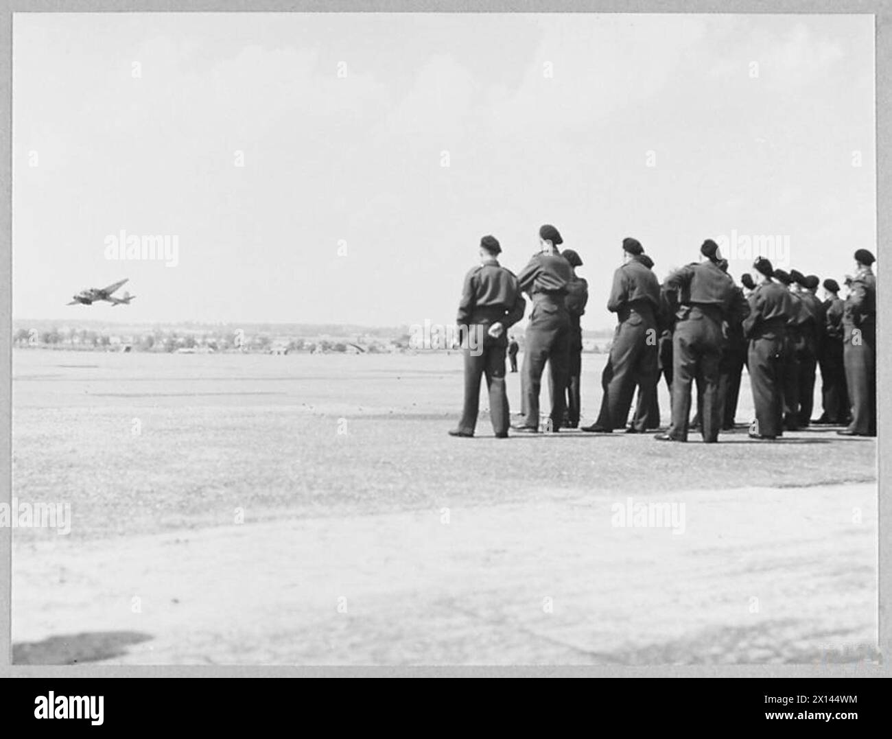 ROYAL OBSERVER CORPS STAND DOWN CEREMONY 15538 Picture issued 1945