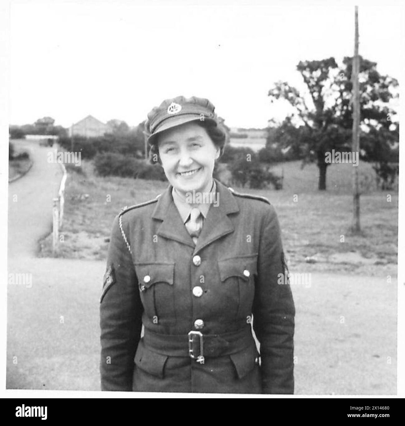 PORTRAITS OF ATS RECRUITING CORPORALS - Cpl. Winifred Mathew : Derby Recruiting office British Army Stock Photo
