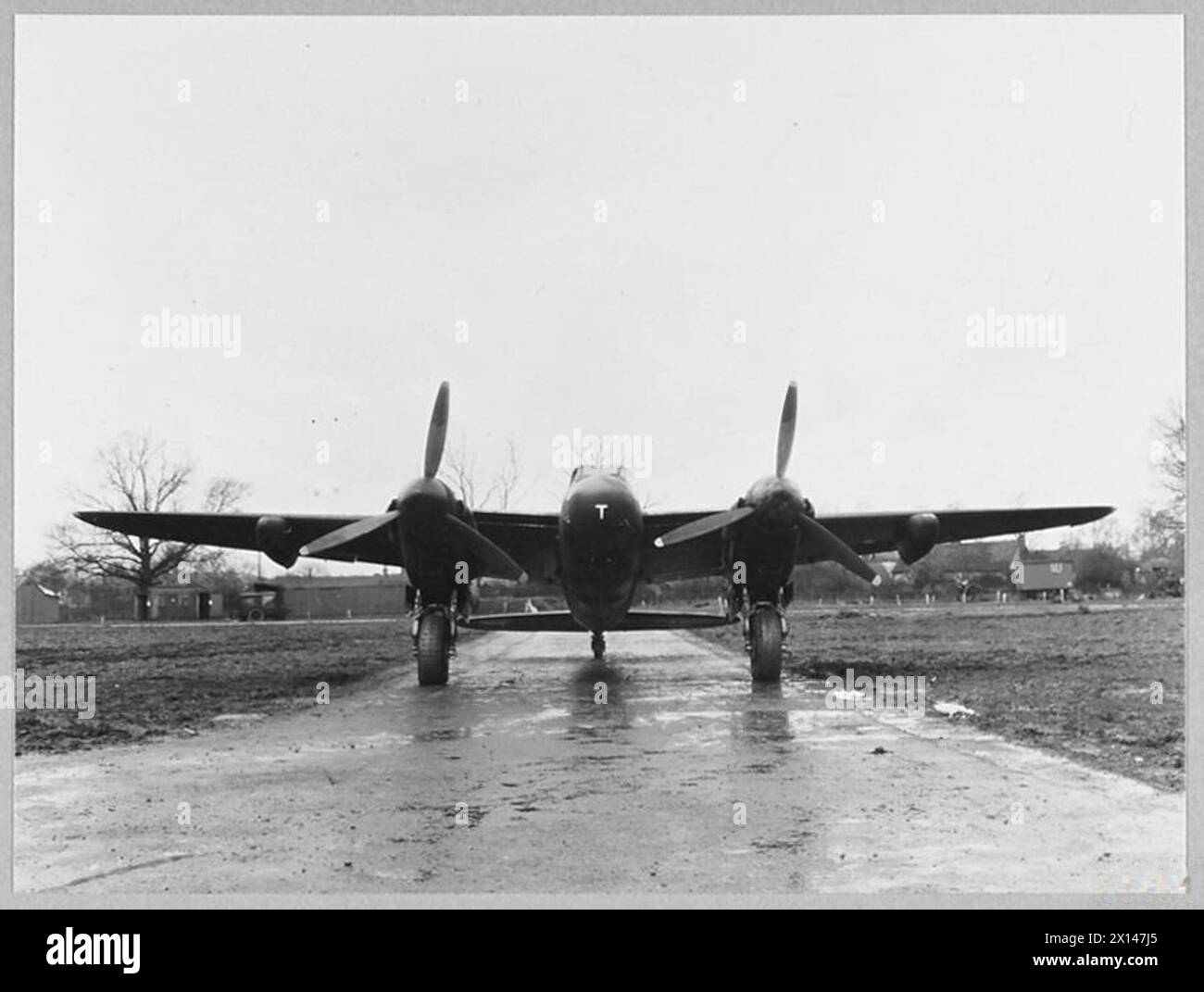 THE MOSQUITO MARK XIII NIGHTFIGHTER. - Picture issued 1945 Royal Air Force Stock Photo