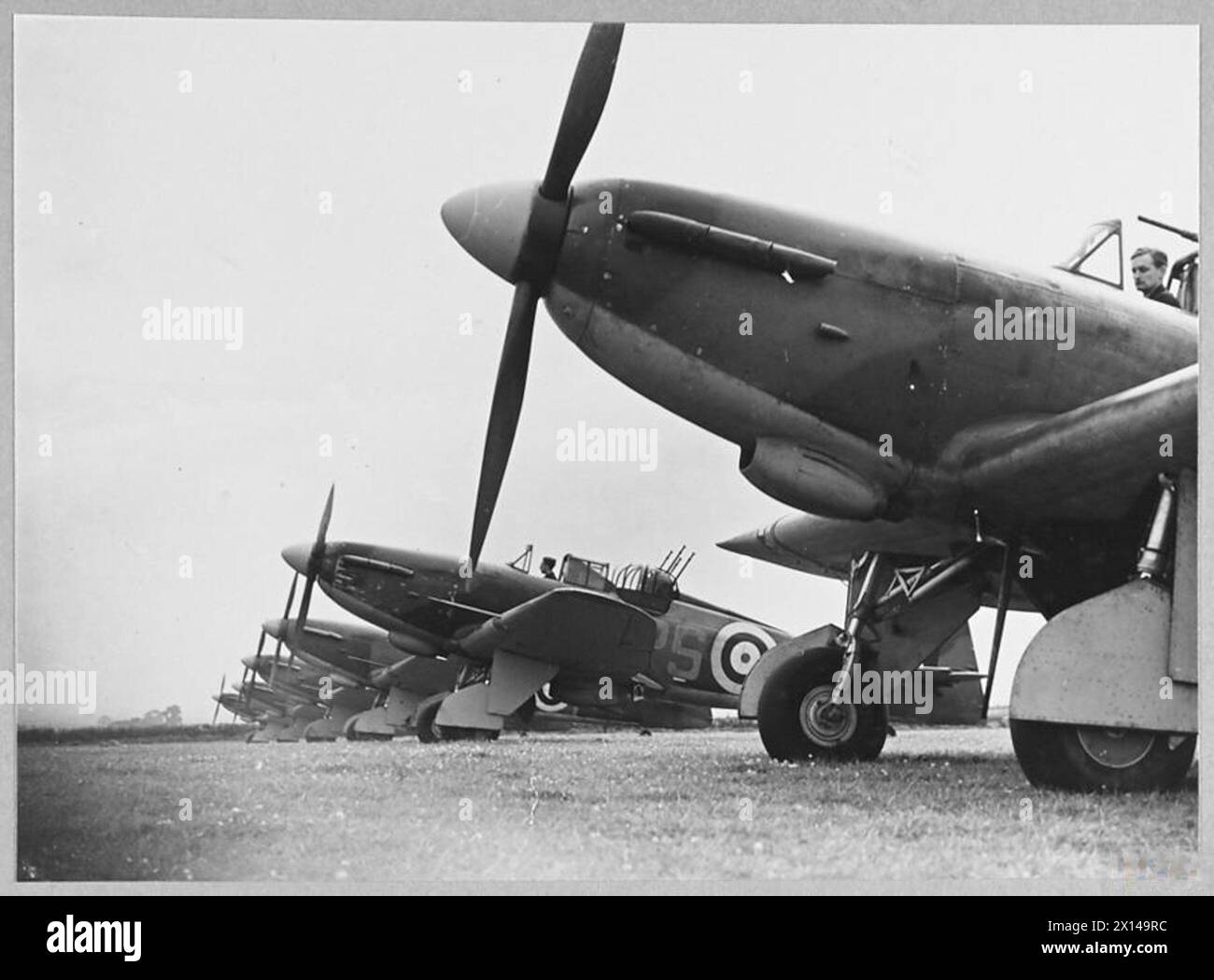 THE BATTLE OF BRITAIN 1940 - Boulton Paul Defiants of No. 264 Squadron, Kirton in Lindsey, Lincolnshire, August 1940 Royal Air Force Stock Photo