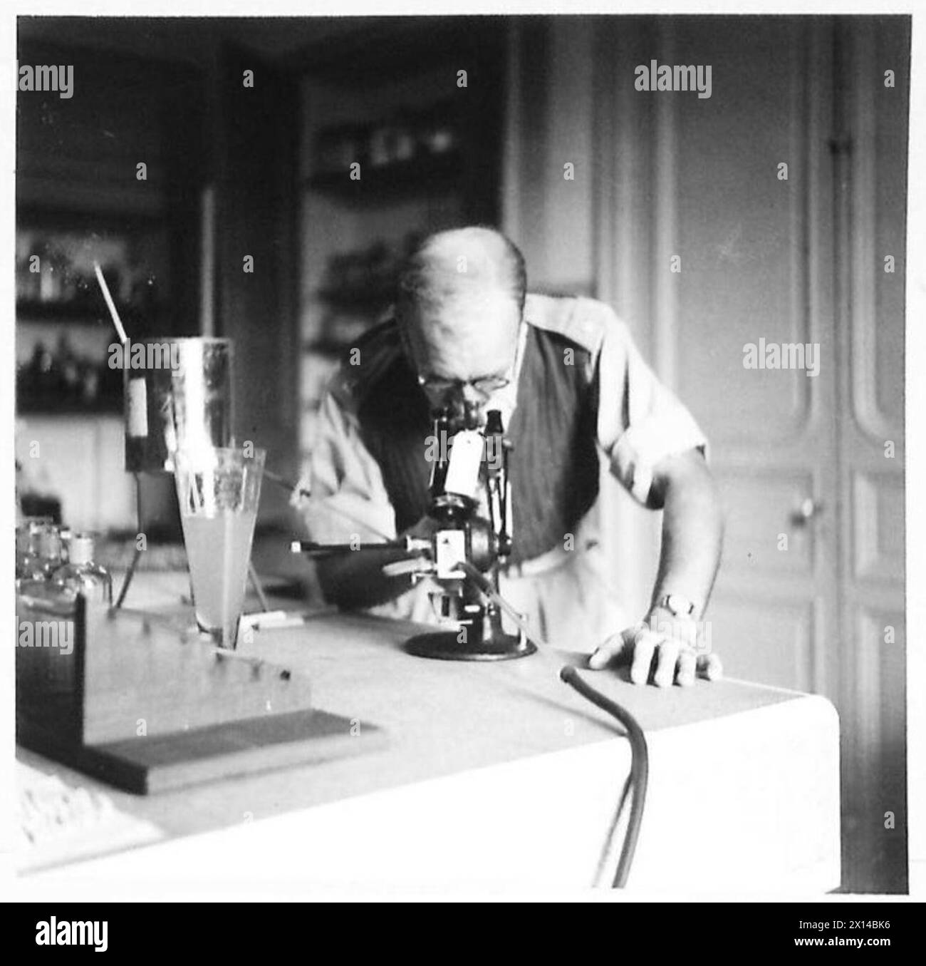 NORTH AFRICATESTING THE SOLDIERS' FOOD Analysis of Foods 3. Checking