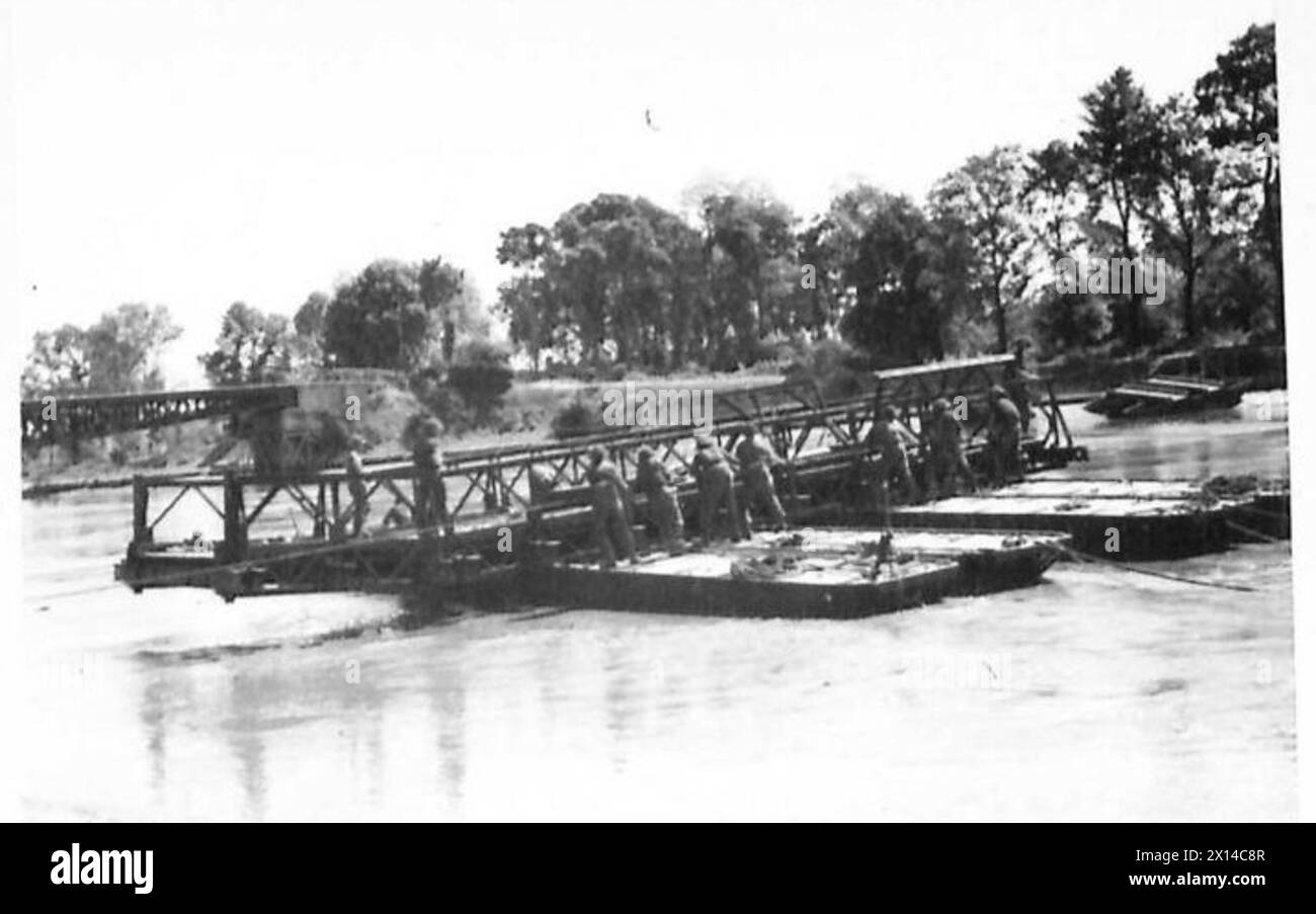 THE BRITISH ARMY IN THE NORMANDY CAMPAIGN 1944 - Royal Engineers constructing a pontoon bridge across the River Orne, close by 'Horsa Bridge' near Ranville, 8 June 1944. The bridge was captured by 6th Airborne Division in the early hours of D-Day Stock Photo