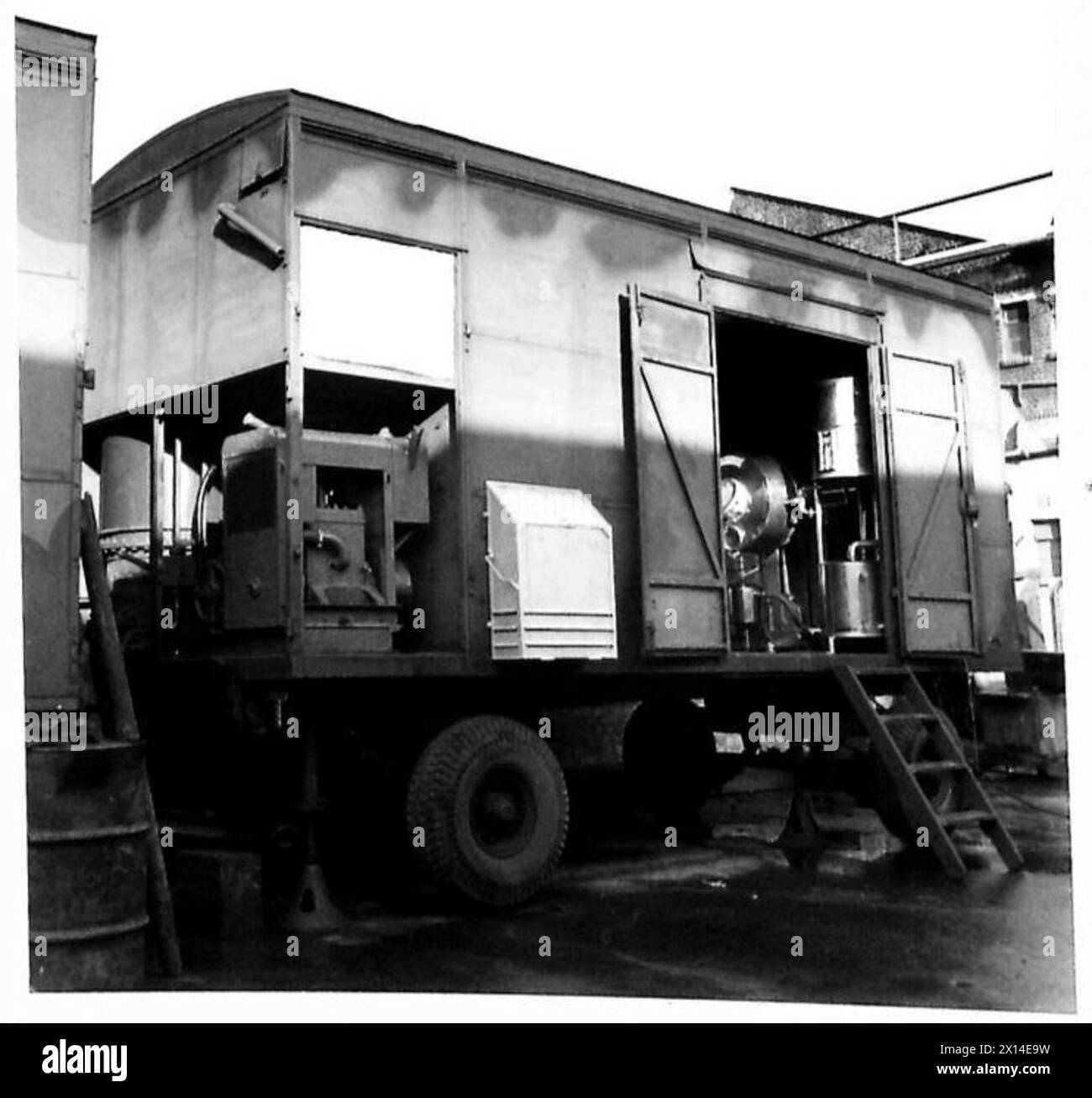 MOBILE DRY CLEANING PLANT Exterior of a mobile dry cleaning plant