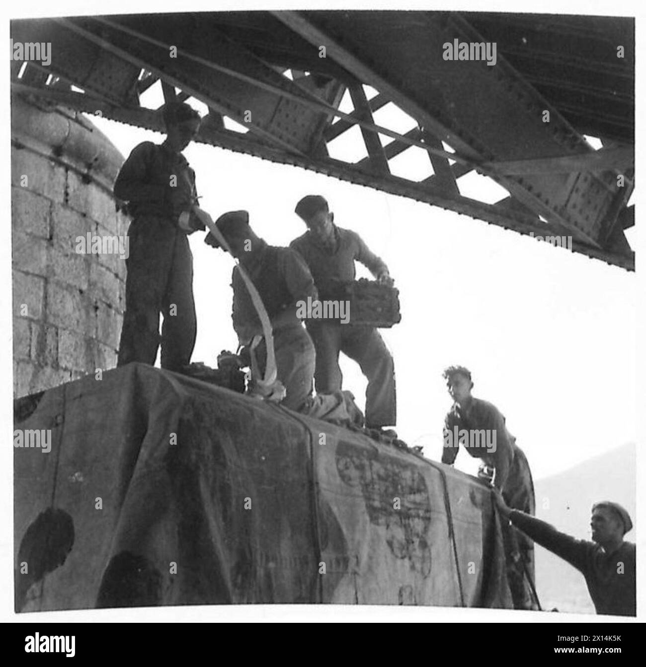 Sapper Charge Rope Three explosives charges hi-res stock photography and images - Alamy