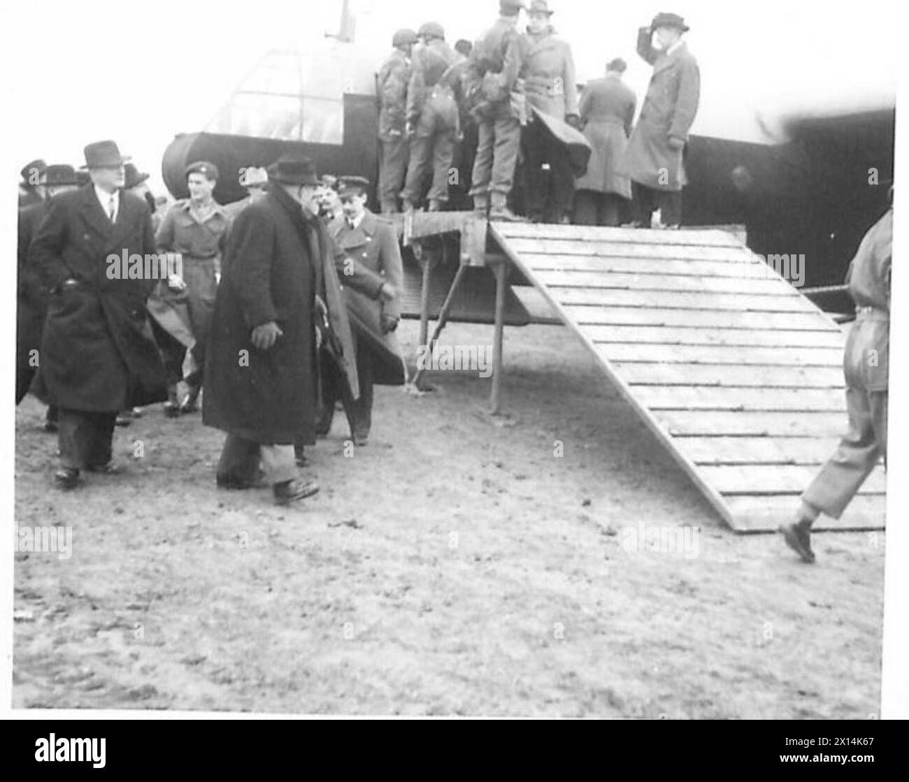 NETHERAVON AERODROME - MPs inspecting and boarding a Horsa glider British Army Stock Photo