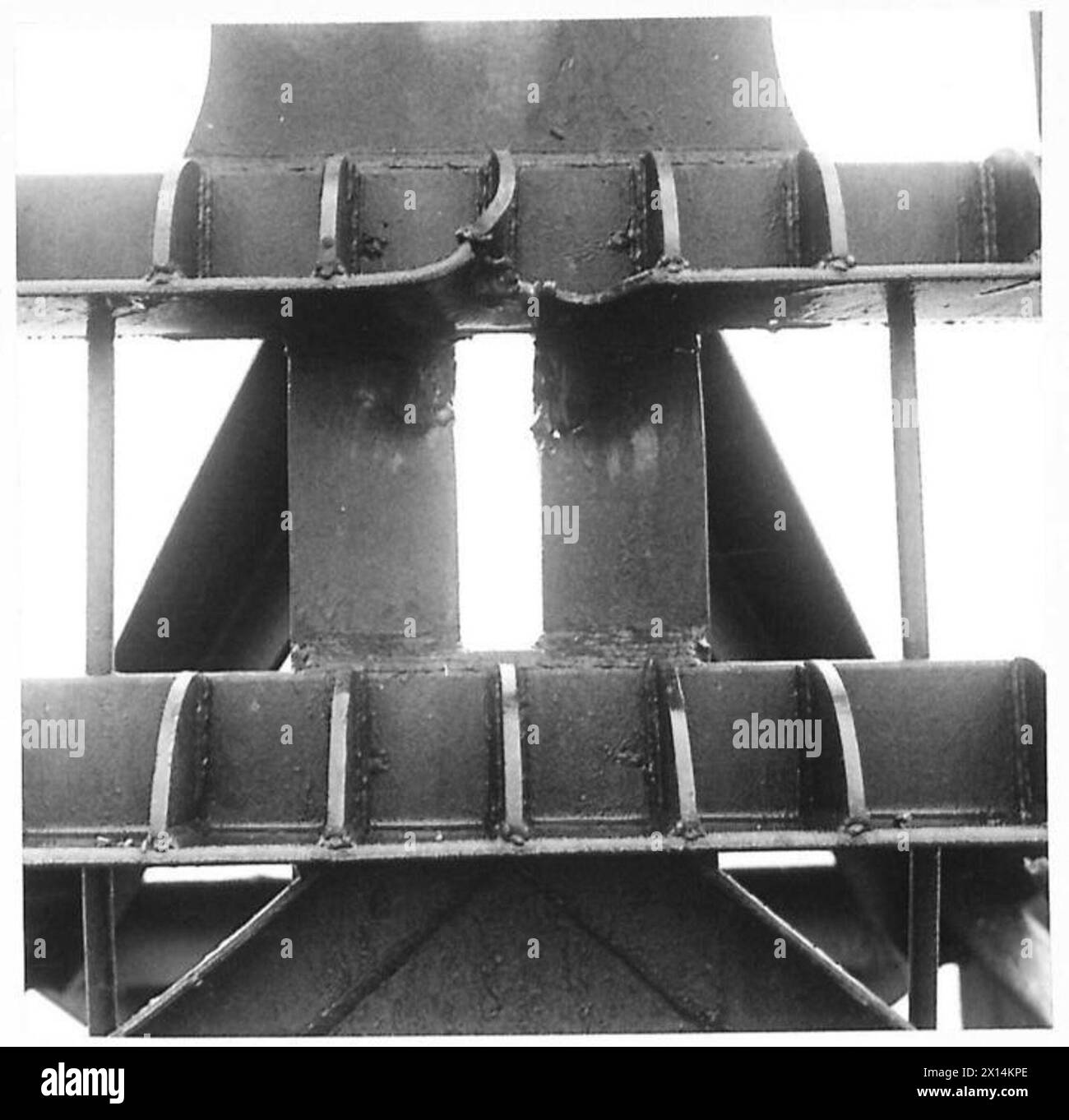 SPECIAL ASSIGNMENT FOR 79TH ARMOURED DIVISION - Photographs of 75 mm ...