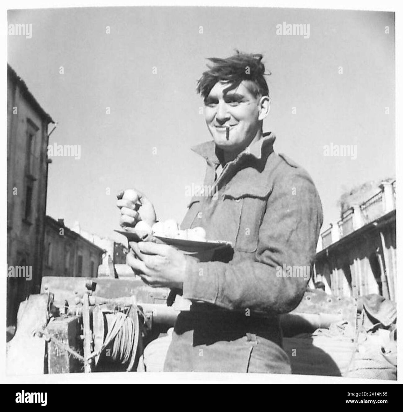 ITALY EIGHTH ARMY Rifleman F. Manyard, of 13 Waldeck Road, Maidenhead, Berkshire 2nd