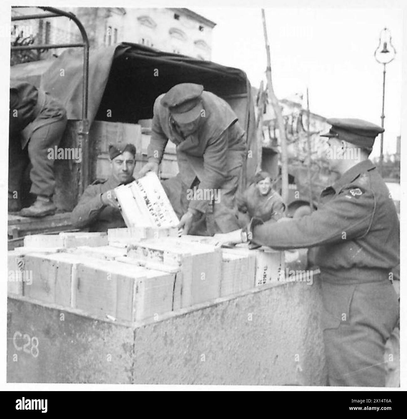 Loading trailers Black and White Stock Photos & Images - Alamy