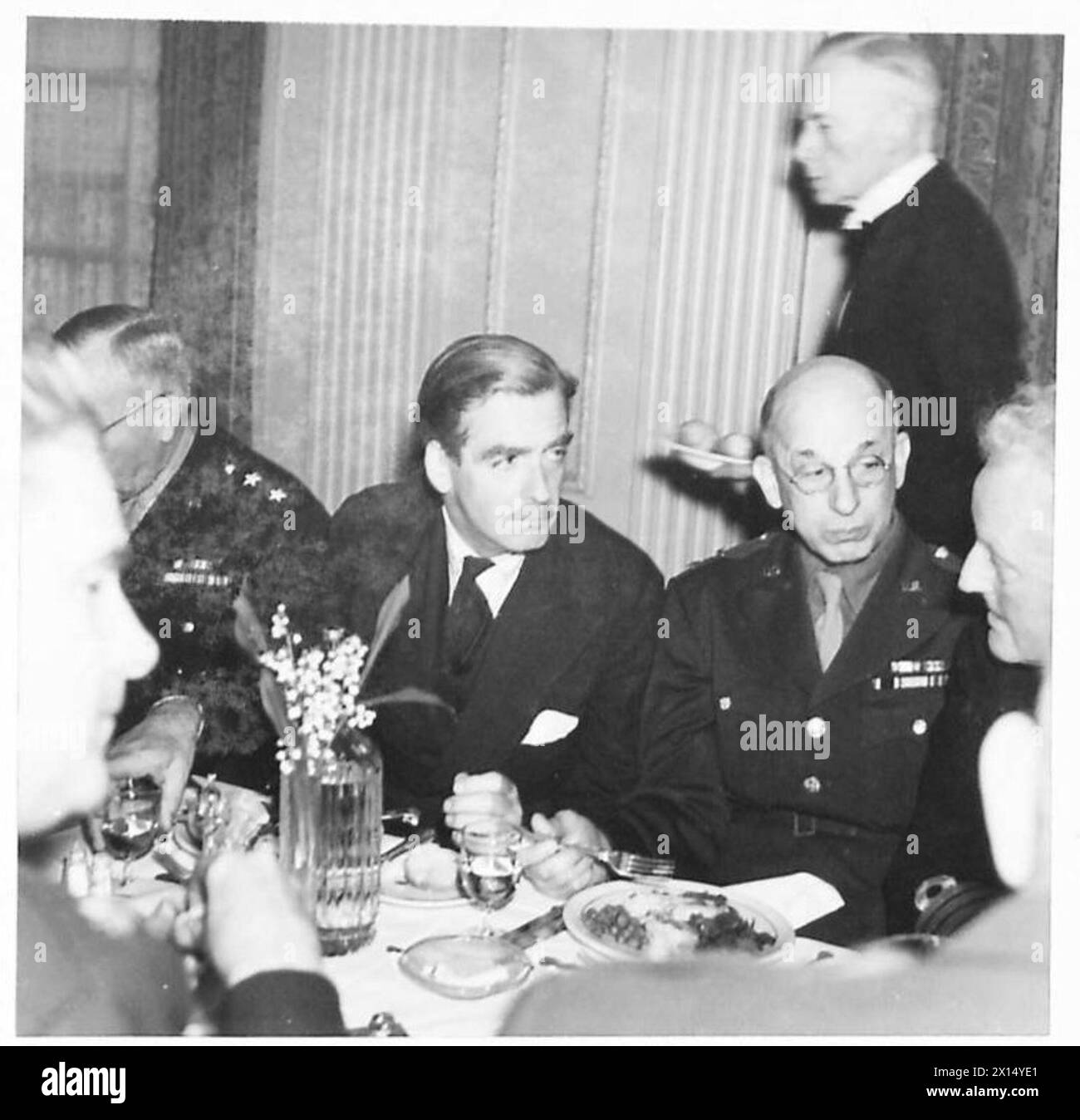 American british cooperation Black and White Stock Photos & Images - Alamy