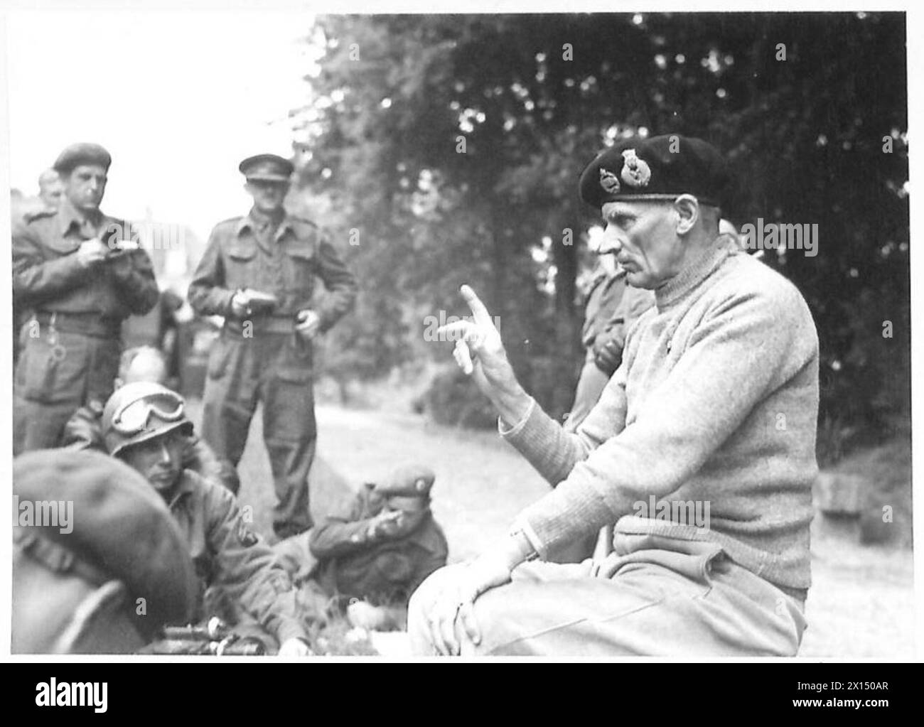 ALLIED FORCES IN THE NORMANDY CAMPAIGN 1944 - General Sir Bernard Montgomery addressing Allied war correspondents at a press conference at his headquarters, 11 June 1944 Stock Photo