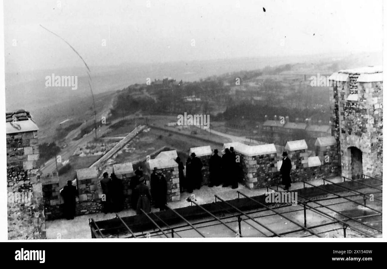 RUSSIAN TRADE UNION DELEGATION VISITS DOVER - Russian trade Union delegates viewing Diver from the roof of the Castle Keep British Army Stock Photo