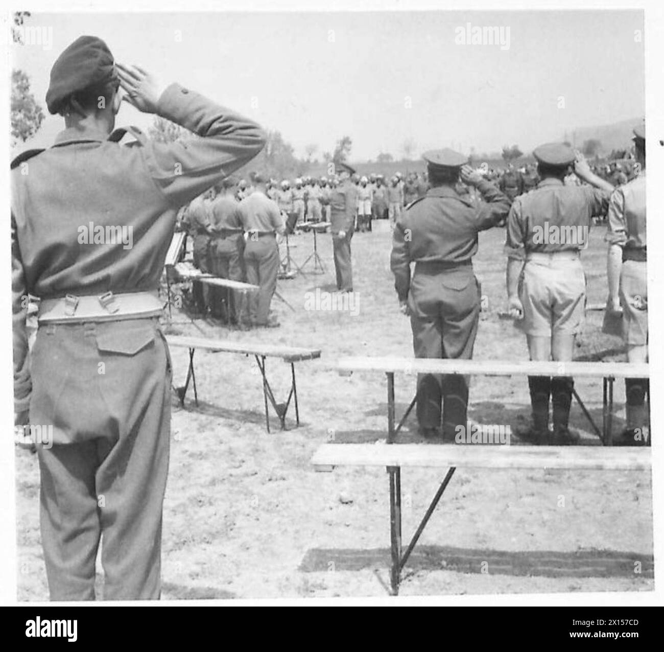 ITALY : ALLIED PIONEERS MEET - The band plays the National Anthem British Army Stock Photo