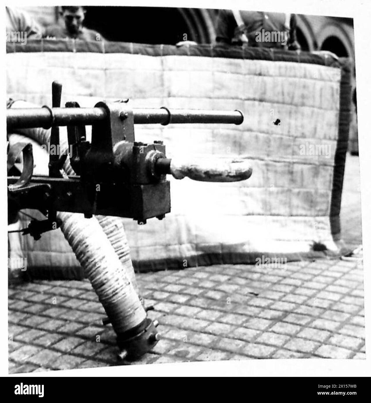 ARMY FIREWATCHERS - Dennis Trailer pump. Towing eye bracket reversed British Army Stock Photo