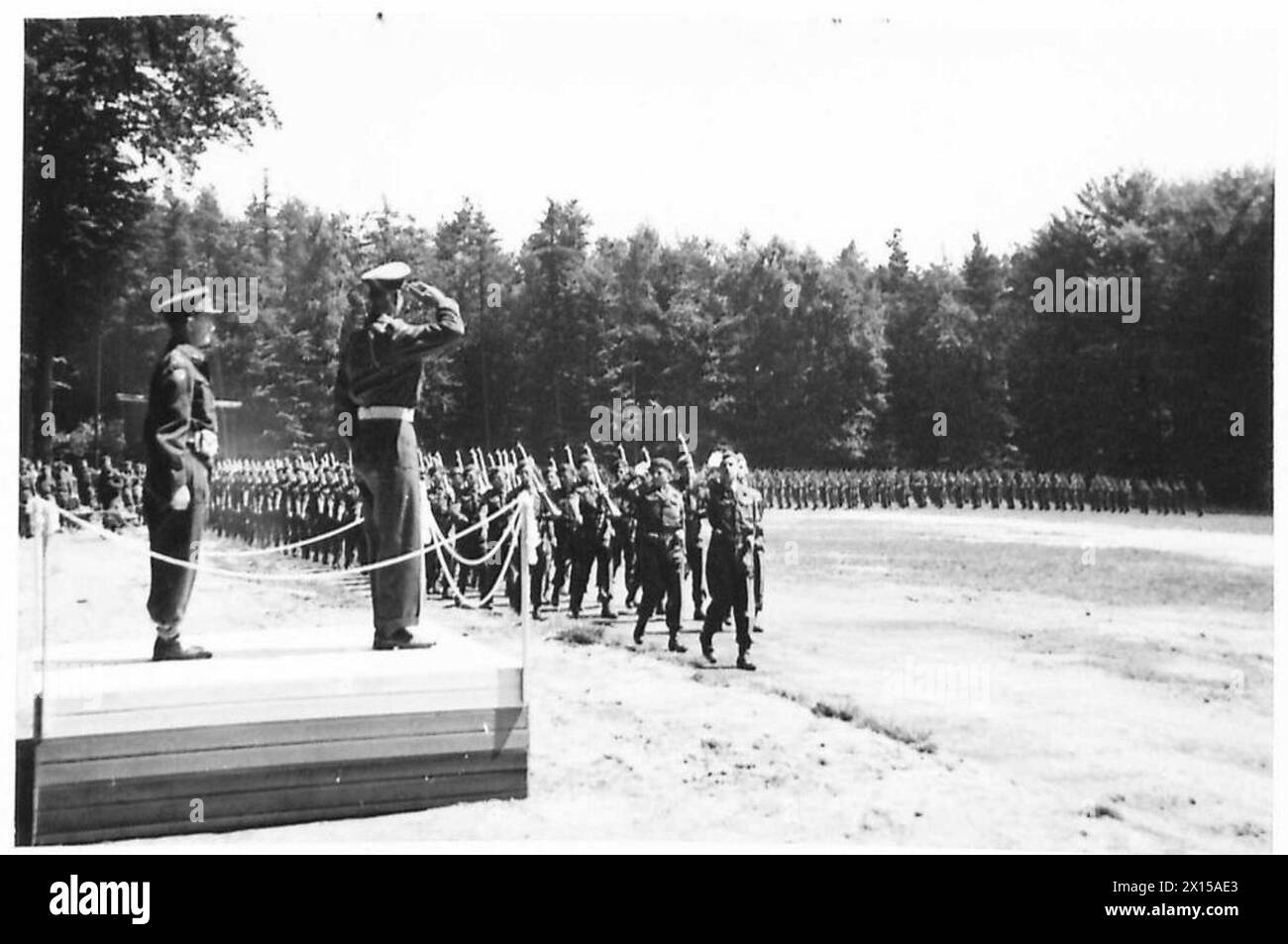 Lieutenant General Dempsey and Brigadier General Kassle of the 2nd Army ...