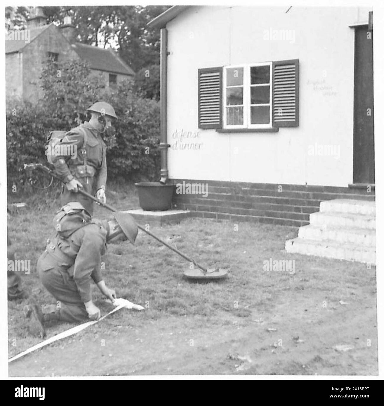DEMONSTRATION OF BOOBY TRAPS, MINEFIELD RECONNAISSANCE AND CLEARANCE
