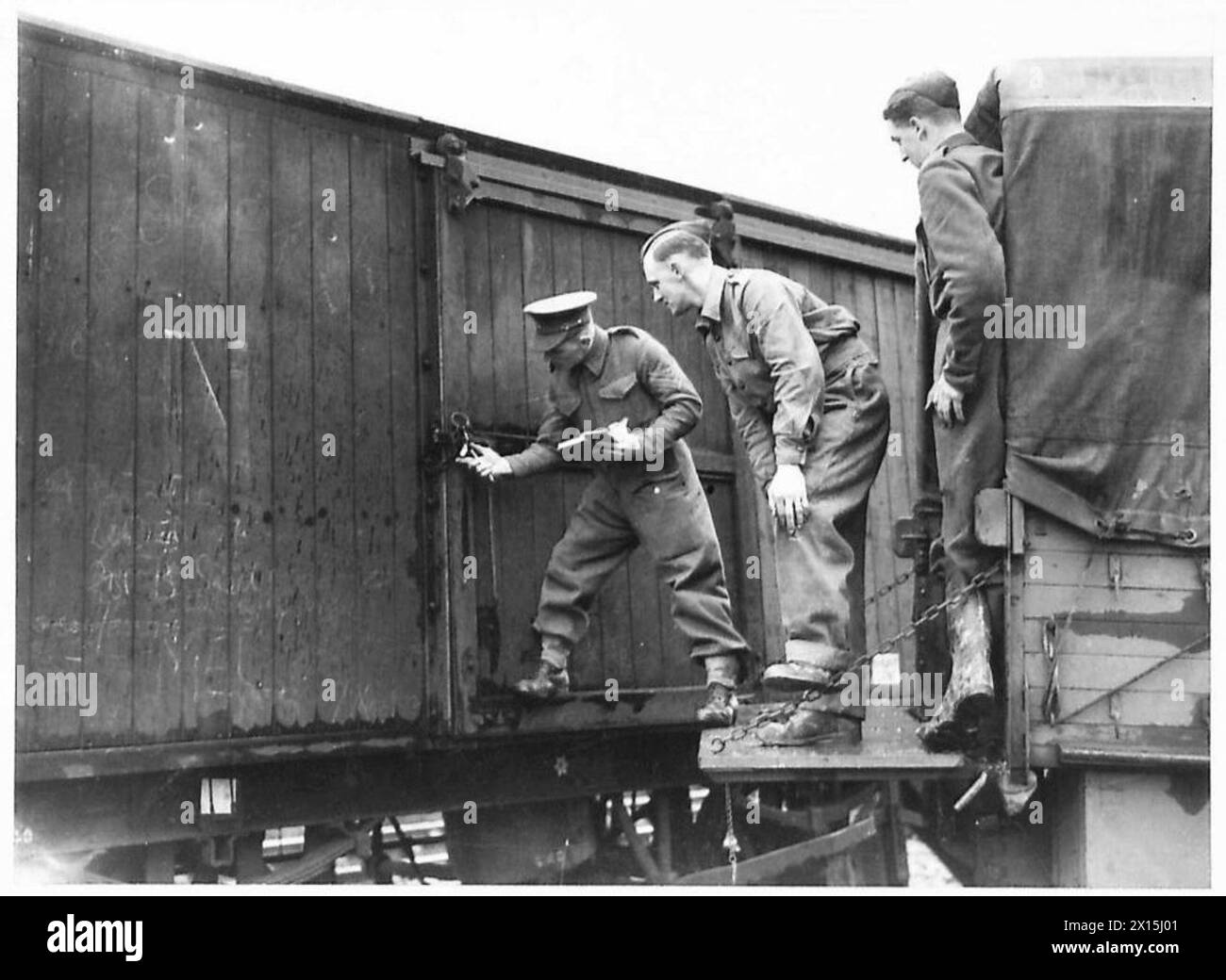 British army seal Black and White Stock Photos & Images - Alamy