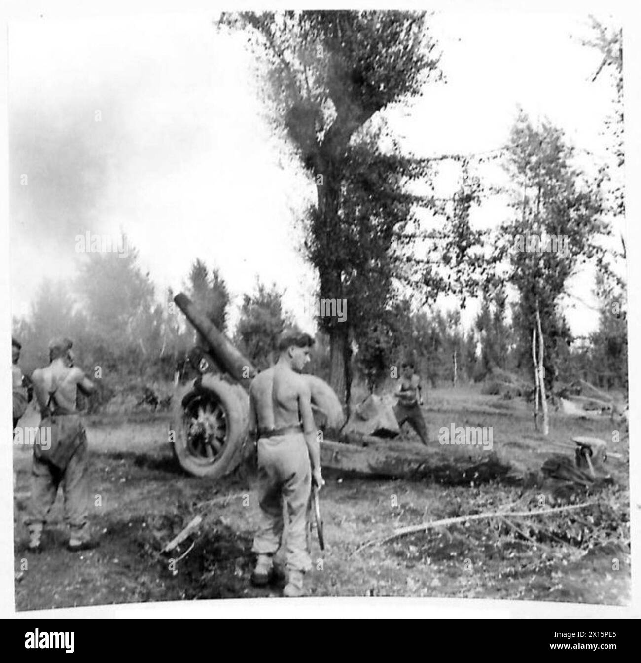 A 7.2-inch Howitzer from the British Heavy Regiment Royal Artillery is ...