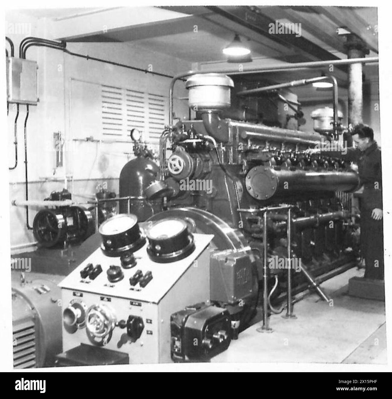 ARMY WIRELESS CHAIN - A Diesel-engine generator set which forms the ...