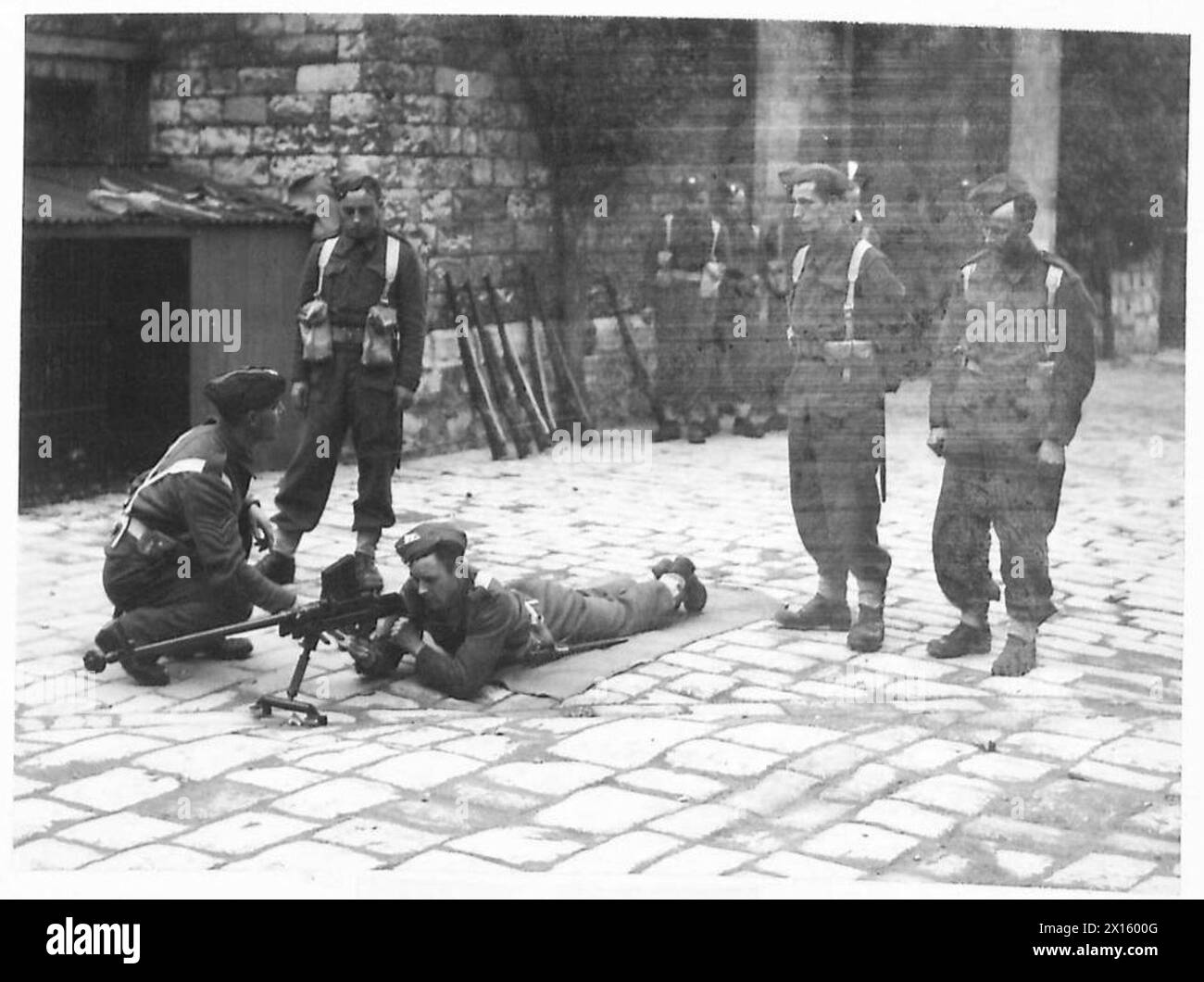 British army personnel anti Cut Out Stock Images & Pictures - Alamy