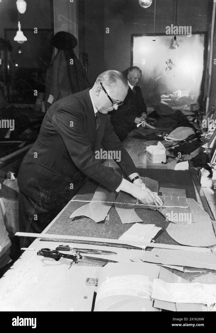 スーツ TAILOR & CUTTER HARRISONS 46 TAILOR & CUTTER HARRISONS 46