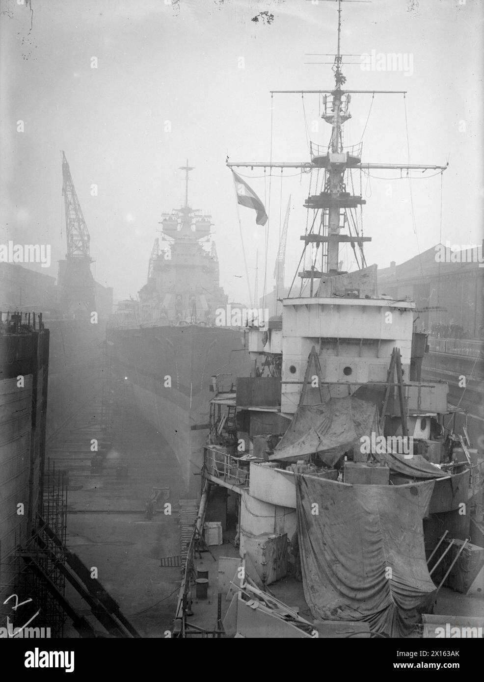 THE MEN BEHIND THE SHIPS. 9 OCTOBER 1944, MERSEY DOCKS AND GLADSTONE ...