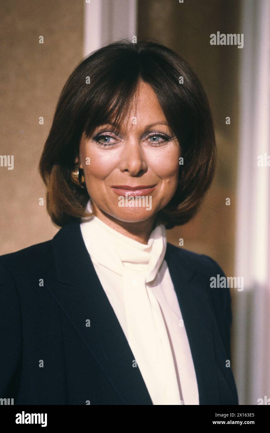 Heide Keller, Schauspielerin, Bei Dreharbeiten Im Studio Hamburg Zur