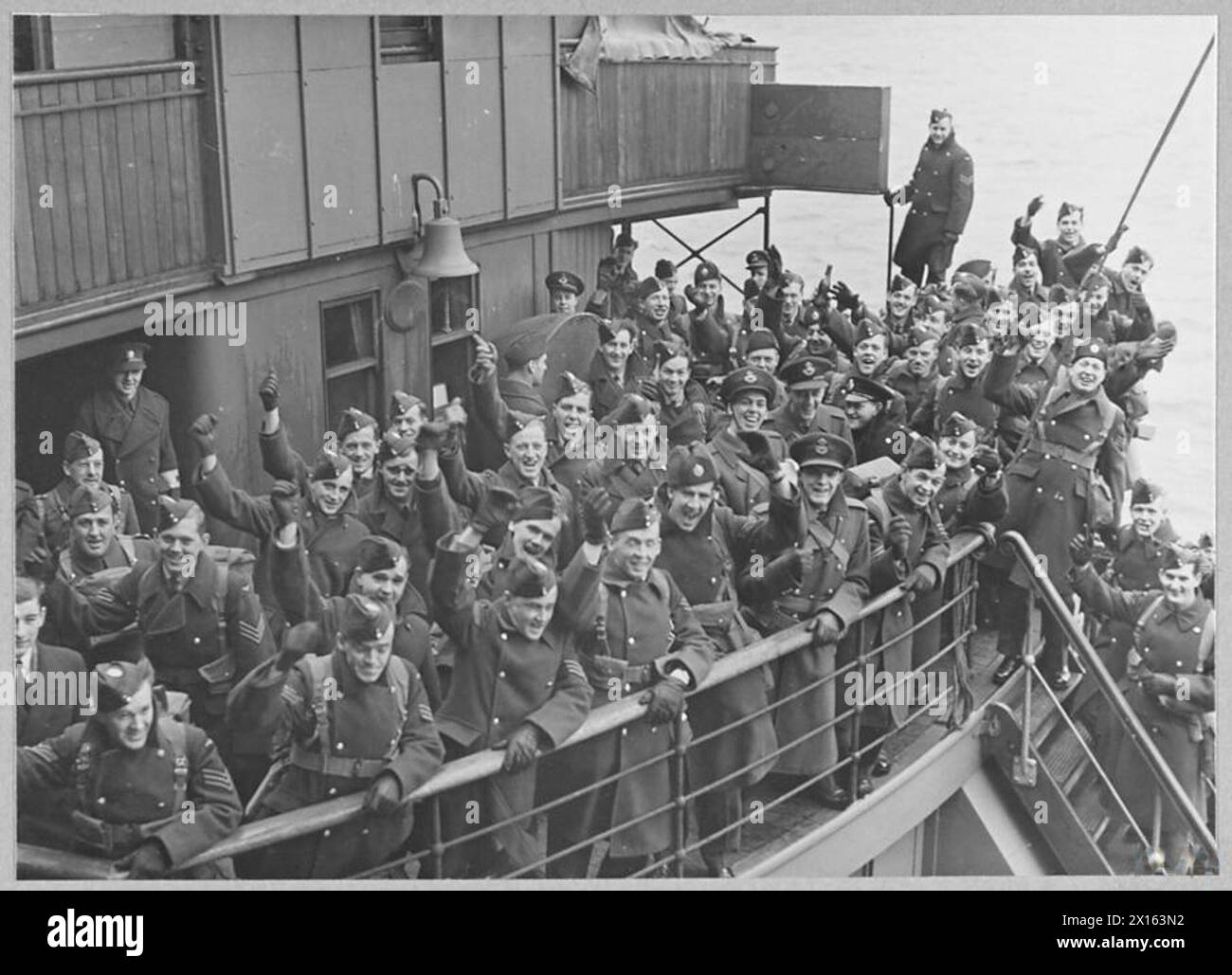 Ship farewell hi-res stock photography and images - Alamy