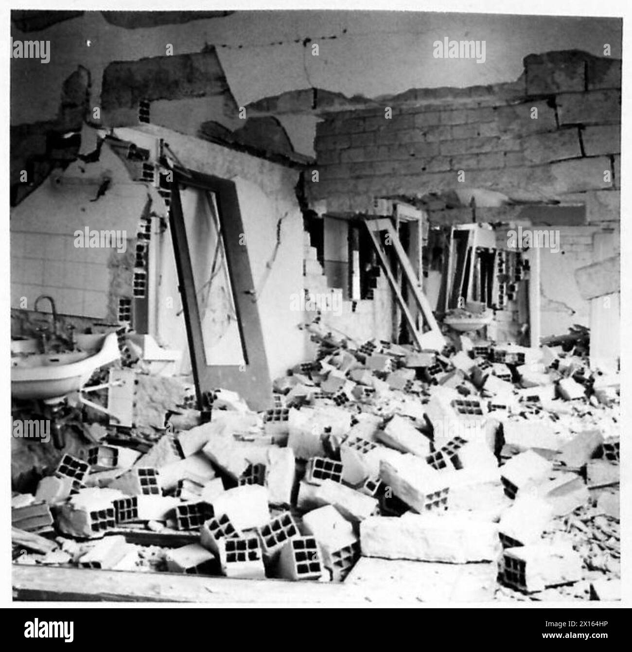 AEROPORTO DOGANATE NEAR CATANIA FALLS INTO BRITISH HANDS - Part of one