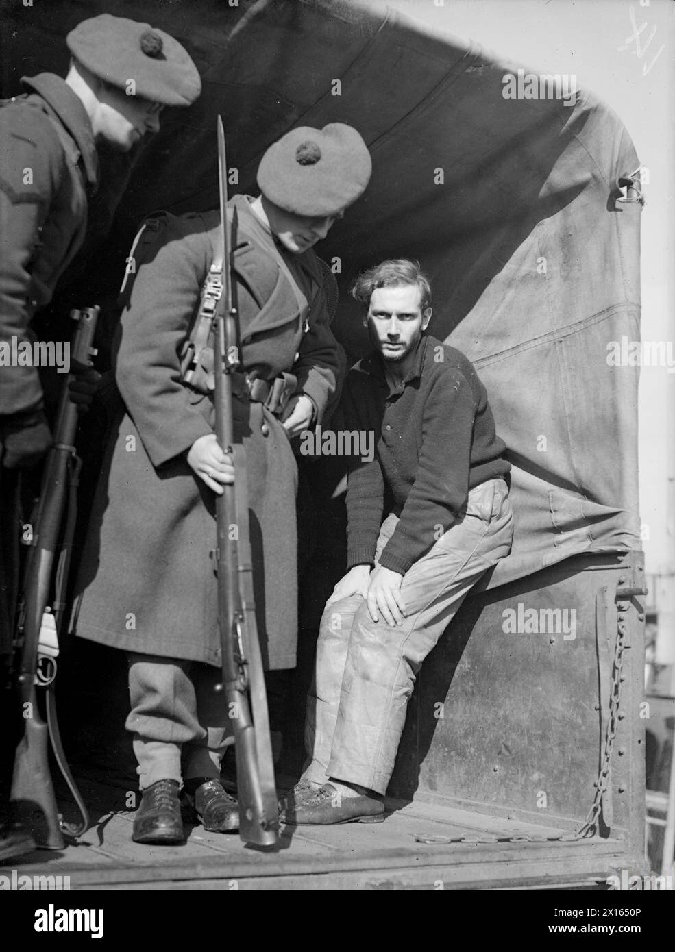 FIGHTING FRENCH CORVETTE SINKS 2 UBOATS. 14 MARCH 1943, GREENOCK, THE
