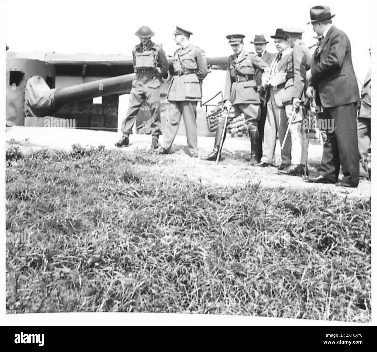 Mr. Mackenzie King tours Britain's front-line defences, observing ...