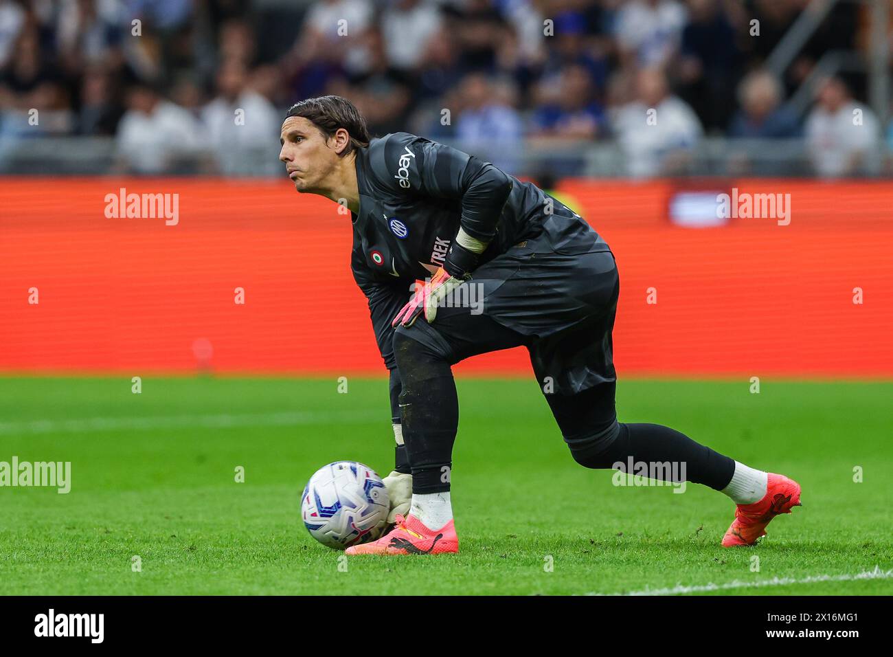Milan, Italy. 14th Apr, 2024. Yann Sommer of FC Internazionale seen in action during the Serie A 2023/24 football match between FC Internazionale and Cagliari Calcio at Giuseppe Meazza Stadium. Final score; Inter 2:2 Cagliari. Credit: SOPA Images Limited/Alamy Live News Stock Photo