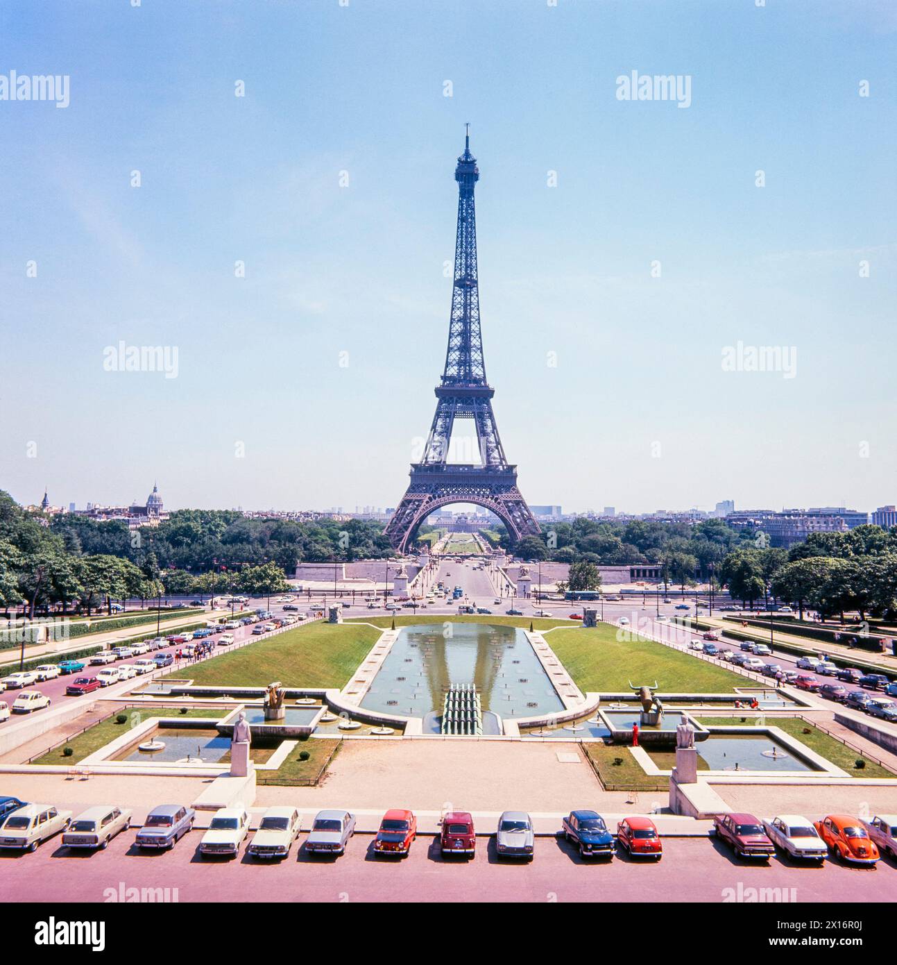Paris in the 70s hi-res stock photography and images - Alamy