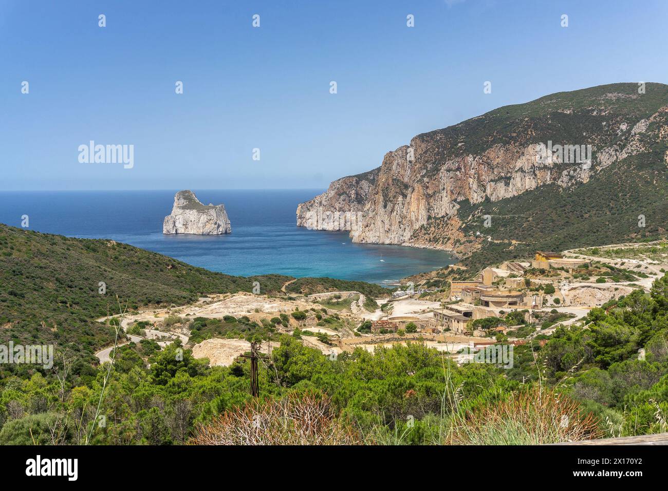 Miniera di Masua in Sardegna, sullo sfondo il Pan di Zucchero e a fianco Porto Flavia Stock Photo