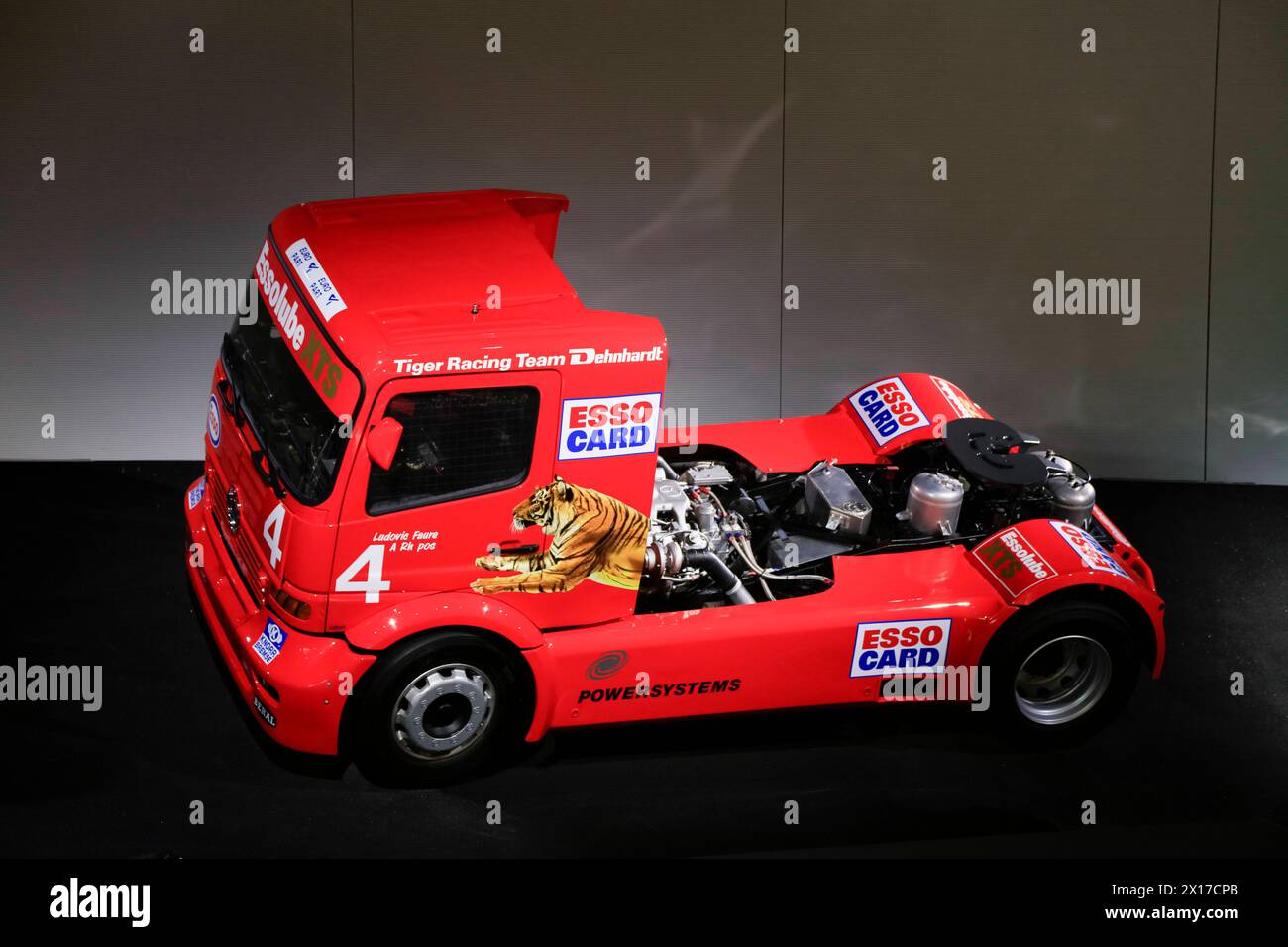 Mercedes benz atego hi-res stock photography and images - Alamy