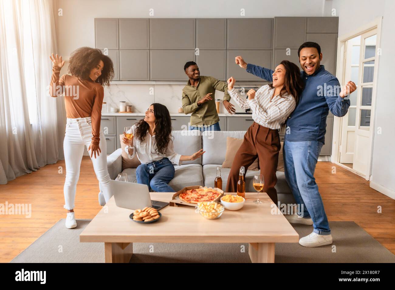 Dancing living room hi-res stock photography and images - Alamy