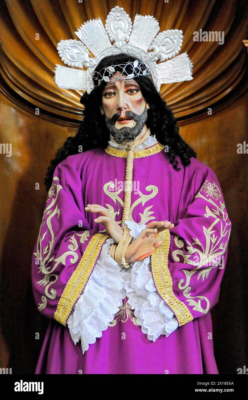 Close-up of a statue of Jesus with an affected face and elaborate clothing and crown, Nicaragua, Central America, Central America Stock Photo
