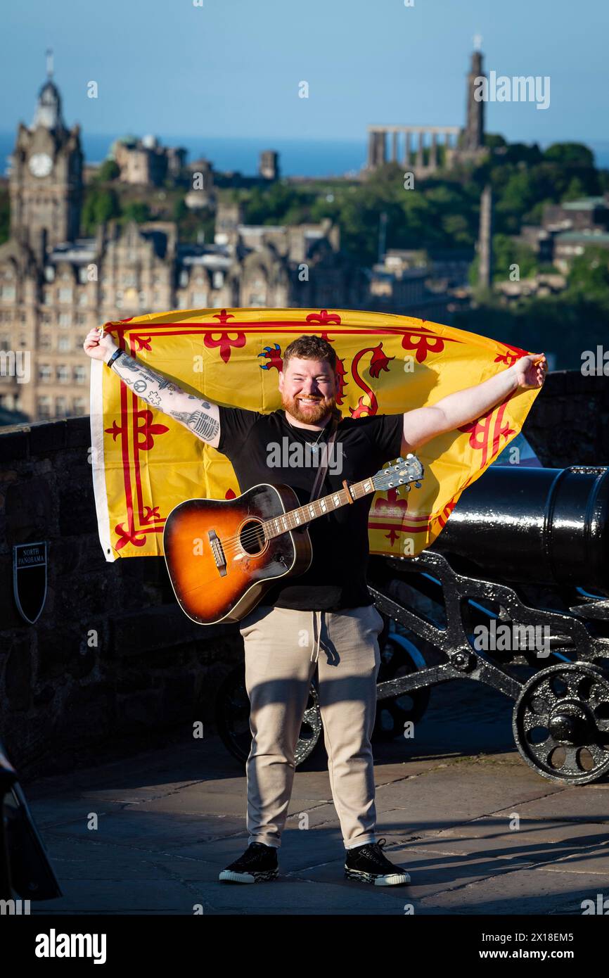 Britains Got Talent Semi-finalist Cammy Barnes gets in some practice at Edinburgh Castle Stock Photo