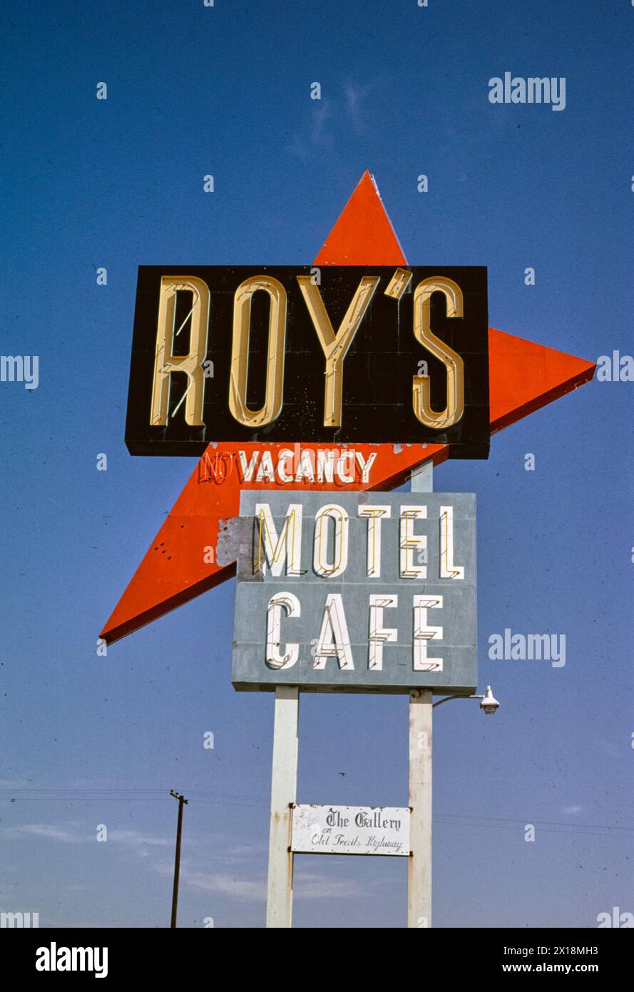Roy's Motel sign, Route 66, Amboy, California, 1991 Stock Photo
