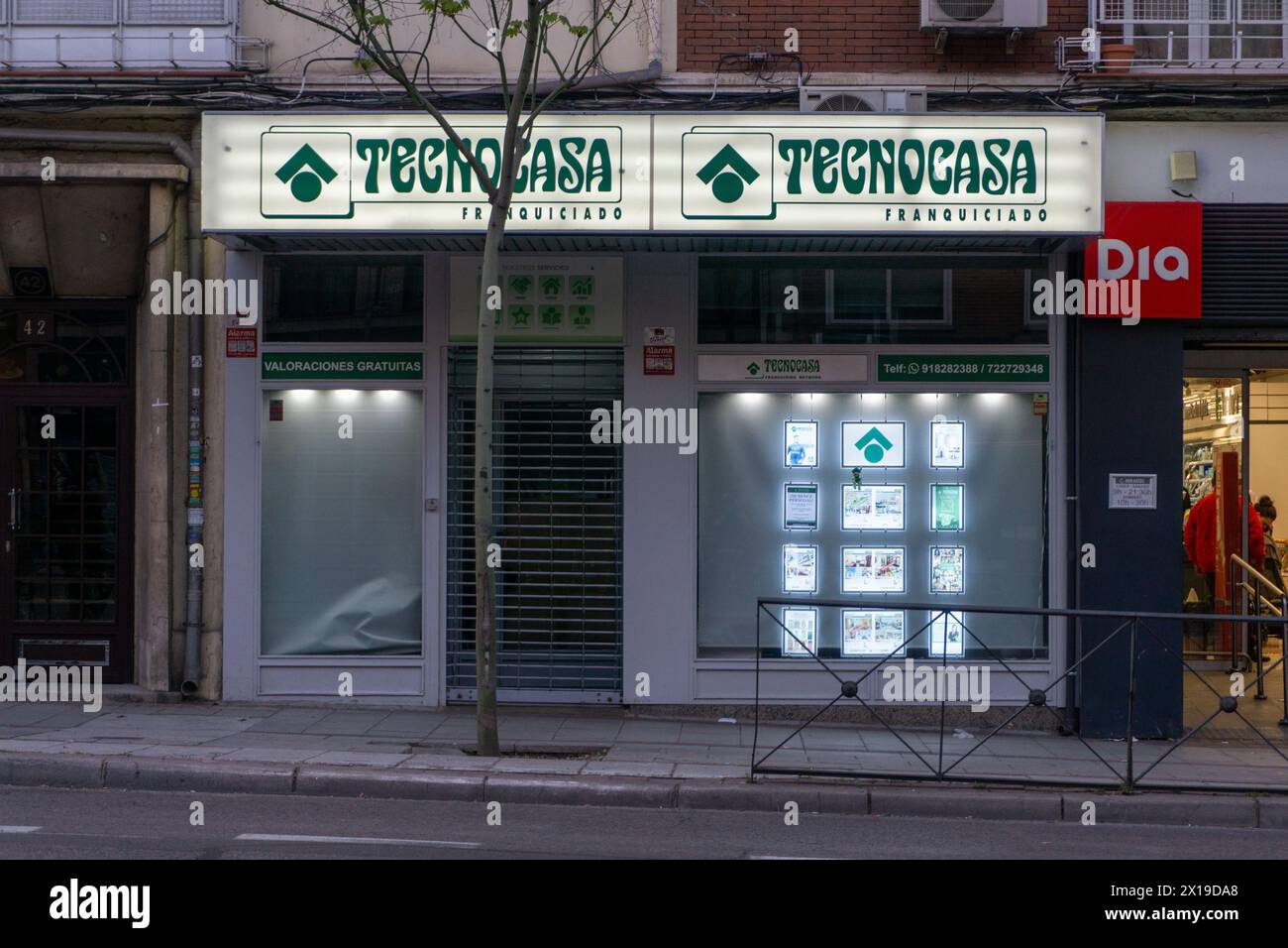 Madrid, Spain. 15th Apr, 2024. A branch of the Italian real estate services franchise Tecnocasa in a neighborhood of Madrid. A real estate services agency in a neighborhood of Madrid. The price of used housing in Spain has risen 1.8% in the first quarter and 7% in the last year. Credit: SOPA Images Limited/Alamy Live News Stock Photo